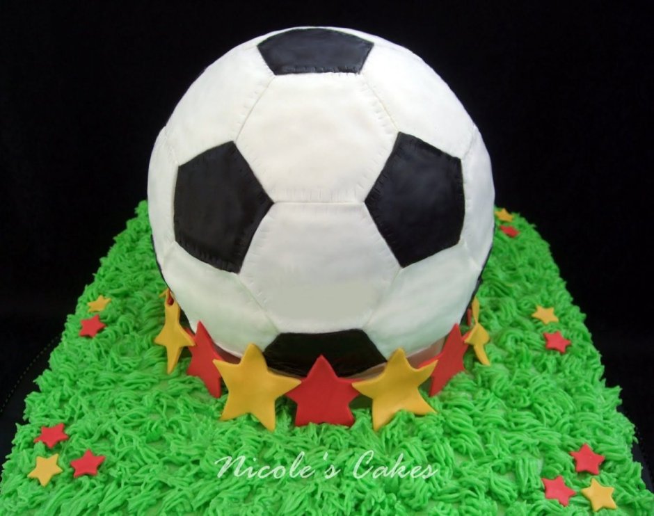 Макет футбольного мяча для торта