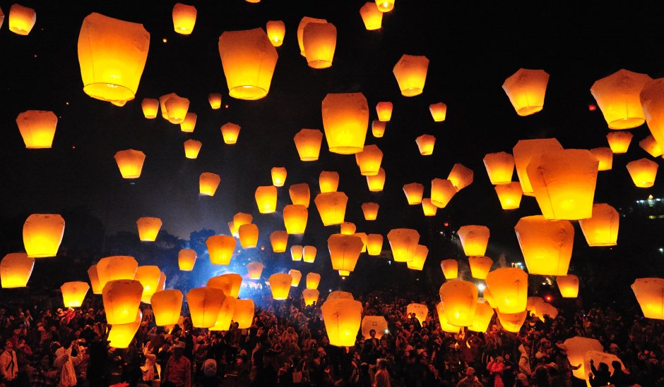 Праздник фонарей Юаньсяо в Китае