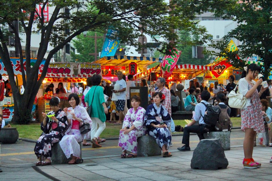 Фестивали в Японии летом