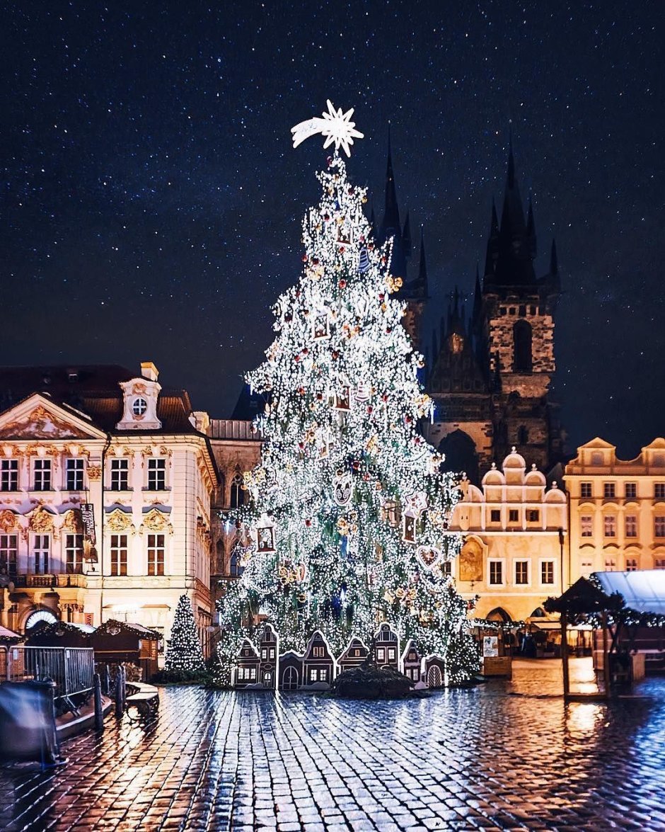 Новогодние украшения в Чехии