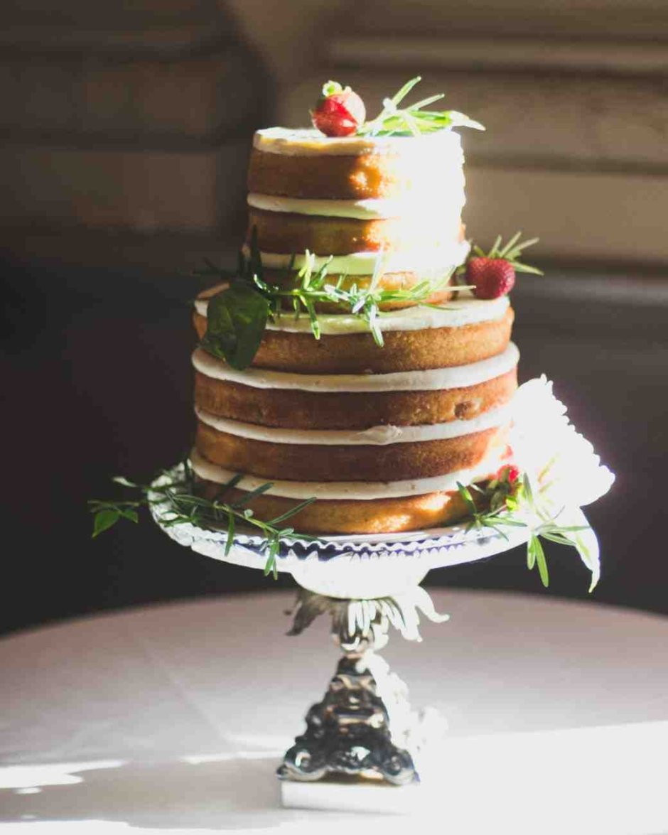 Свадебный торт с капкейками
