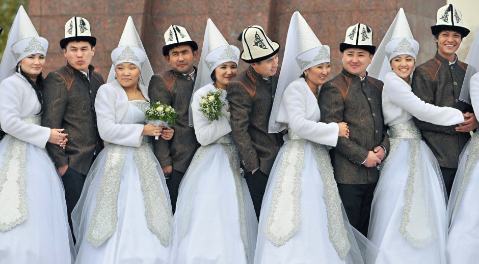 Свадебный наряд киргизов