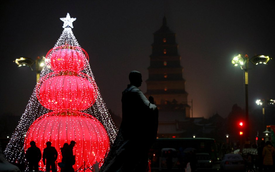 Новогодняя елка в Китае