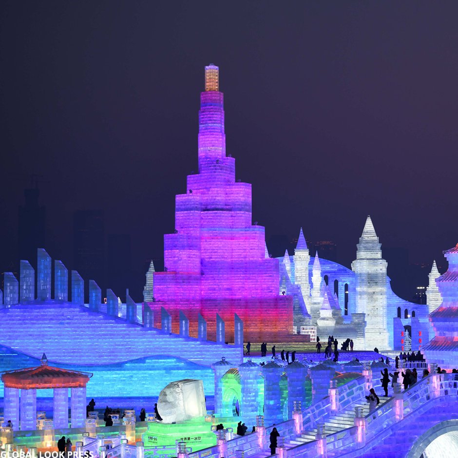 Фестиваль снега и льда в Харбине развлечения