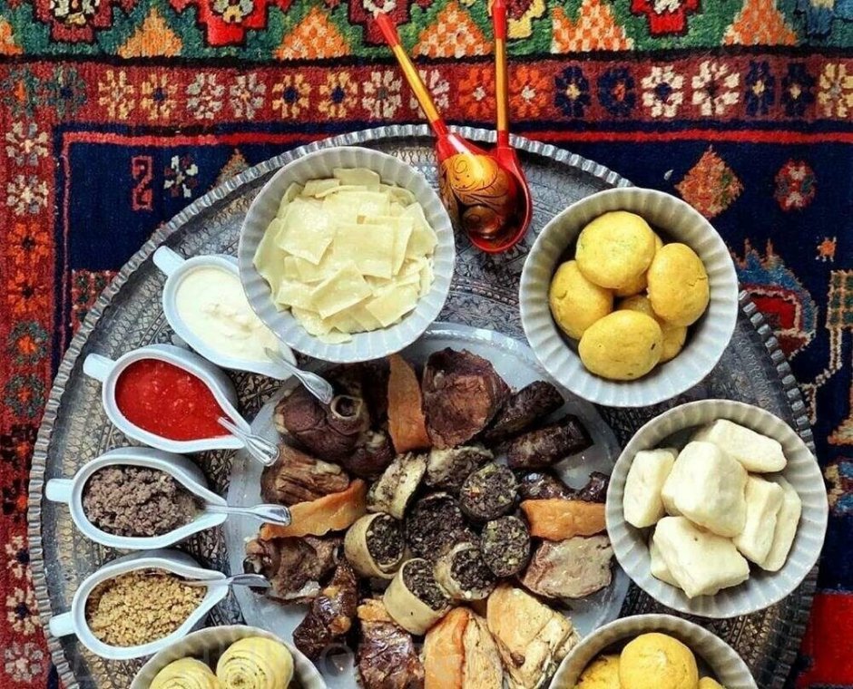Национальная кухня Дагестана хинкал