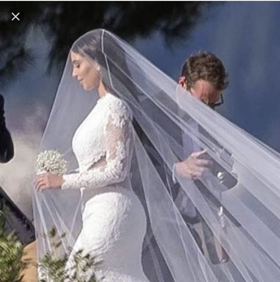Свадебное платье Ким Кардашян от живанши