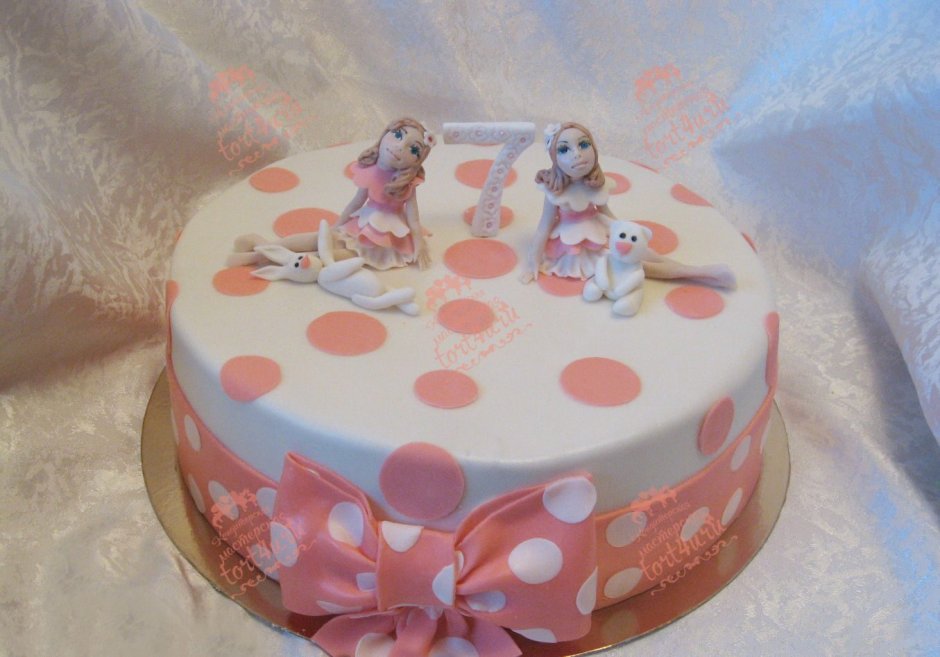 Торт для близнецов девочек