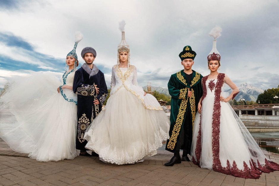 Киргизия национальное свадебное одежда