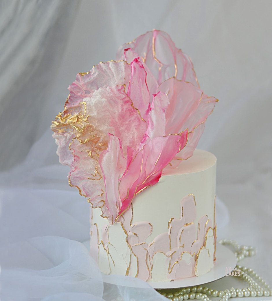 Свадебные торты с цветами из рисовой бумаги