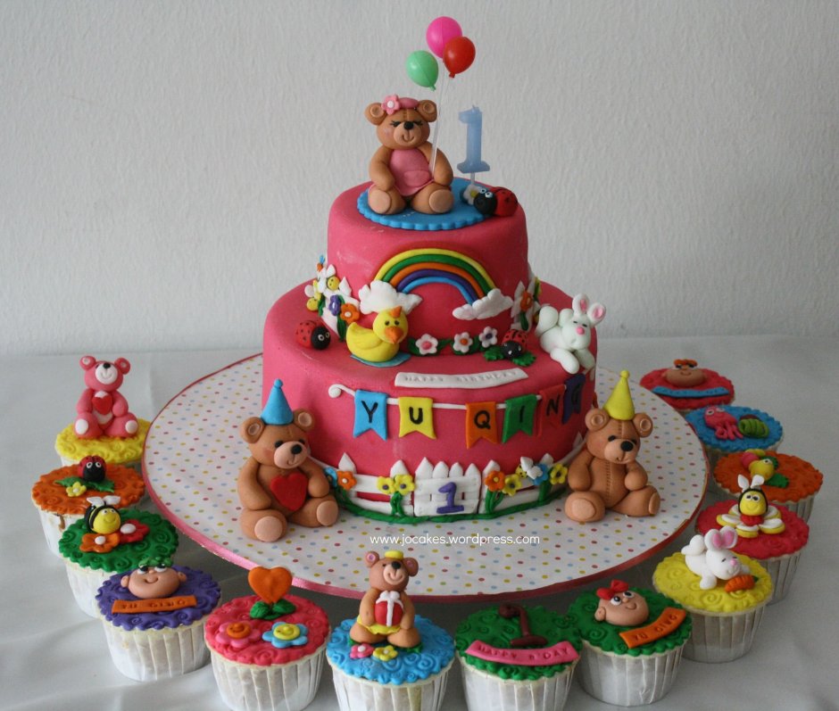 Двухэтажный детский торт