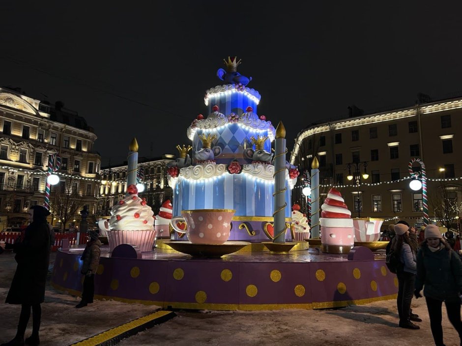 Новогодняя ярмарка на Манежной площади