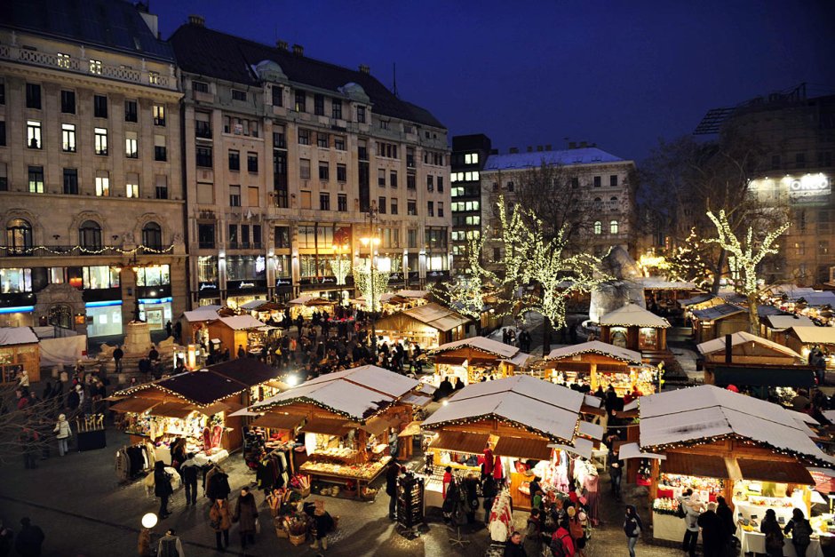Будапешт Венгрия Рождественская ярмарка