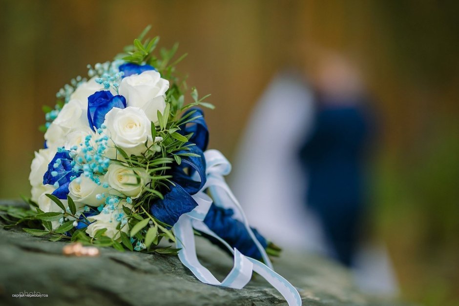 Голубая фрезия букет невесты