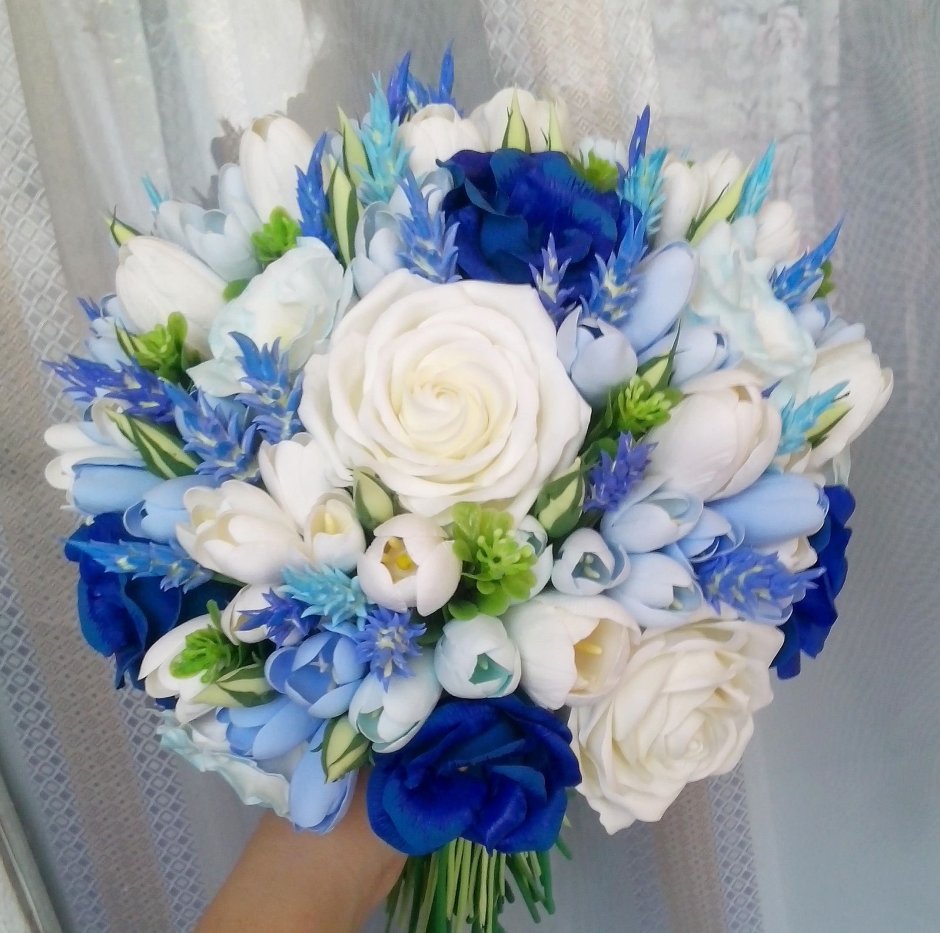 Свадебный букет бело голубой