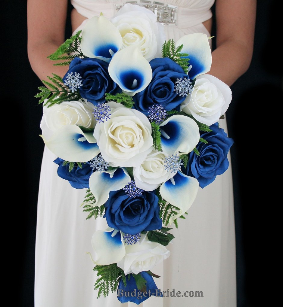 Свадебный букет с темно синими цветами