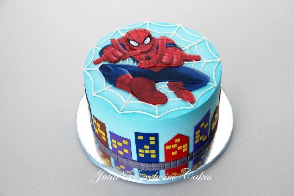 Торт с человеком пауком и Халком без мастики