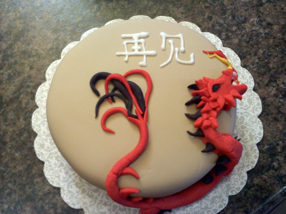 Китайский дракон из мастики