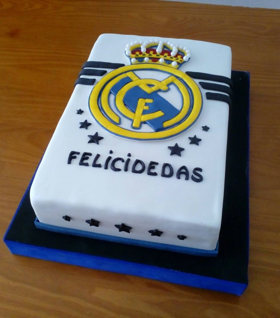 С днем рождения Реал Мадрид