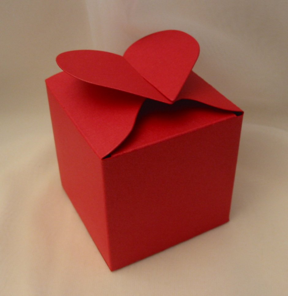 Коробка подарок сердечко