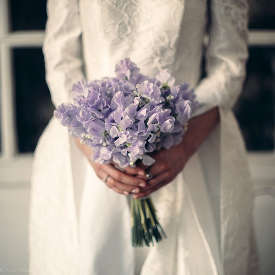 Свадебный букет невесты из роз