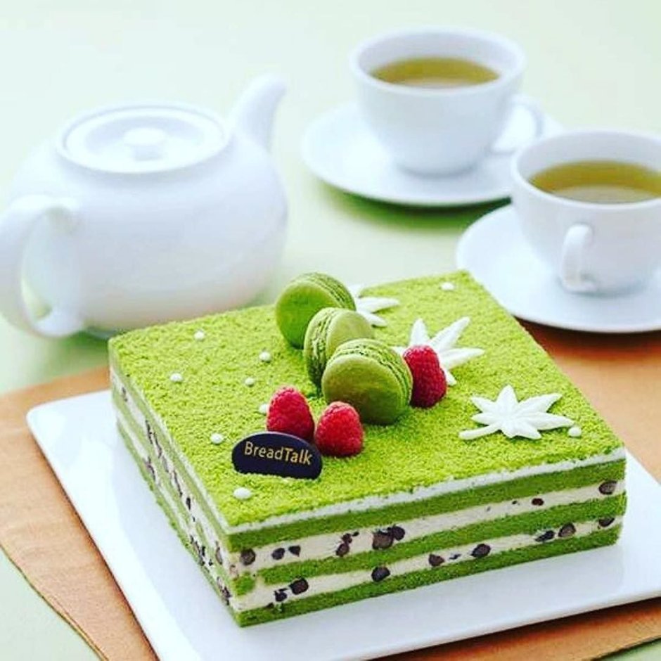 Зеленые пирожные