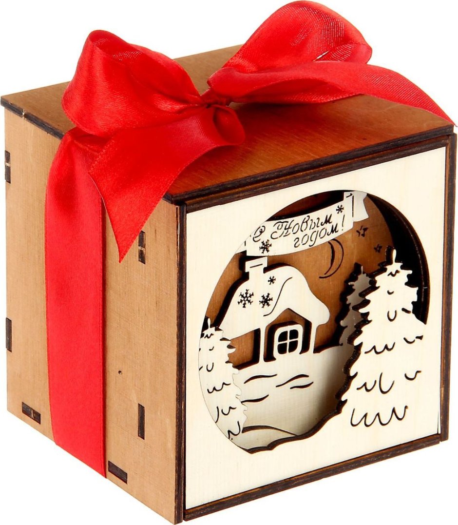 Новогодняя деревянная упаковка для подарков