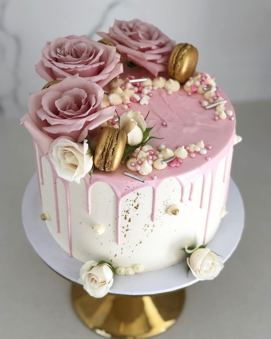 Стильный торт для женщины