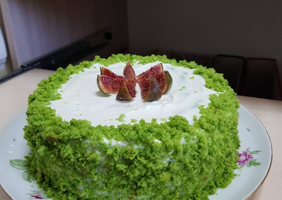 Зеленый торт из шпината