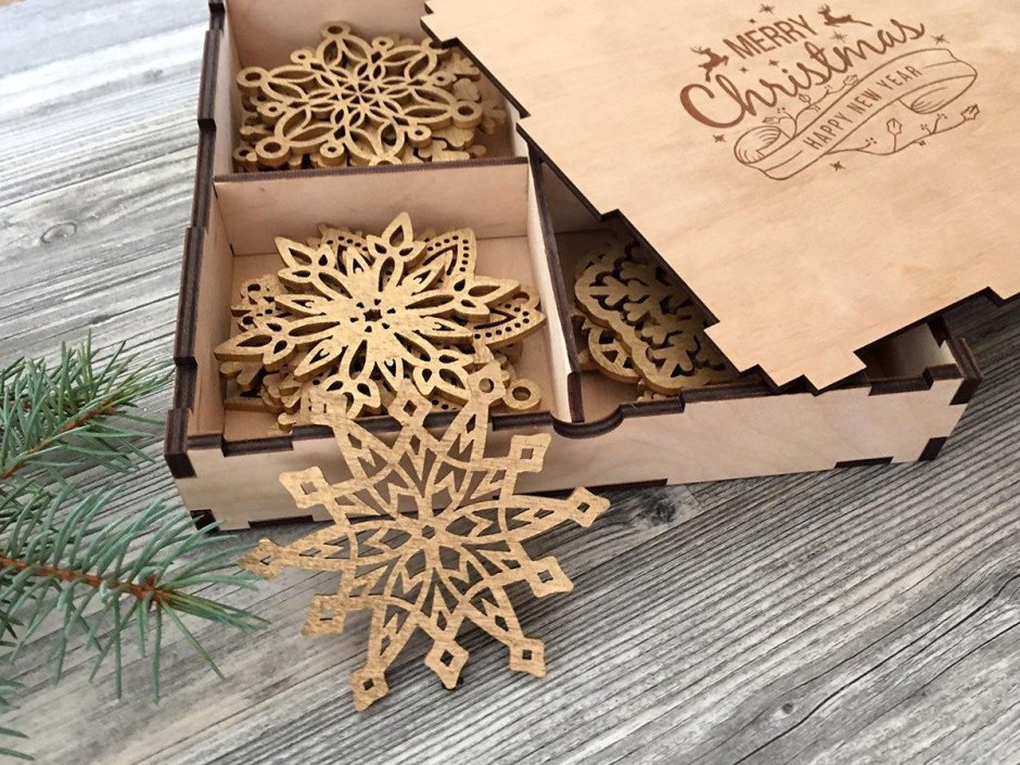 Деревянные коробки для подарков
