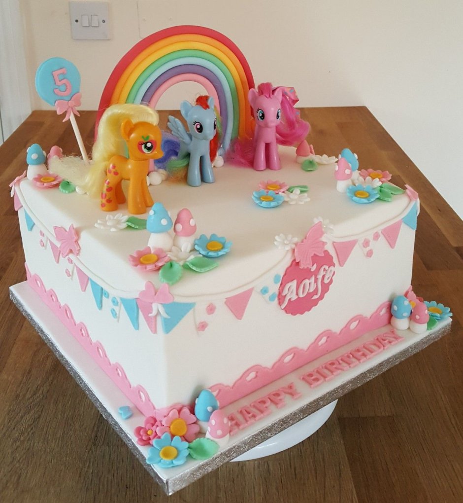 Торт для девочки 4 года на день рождения с пони