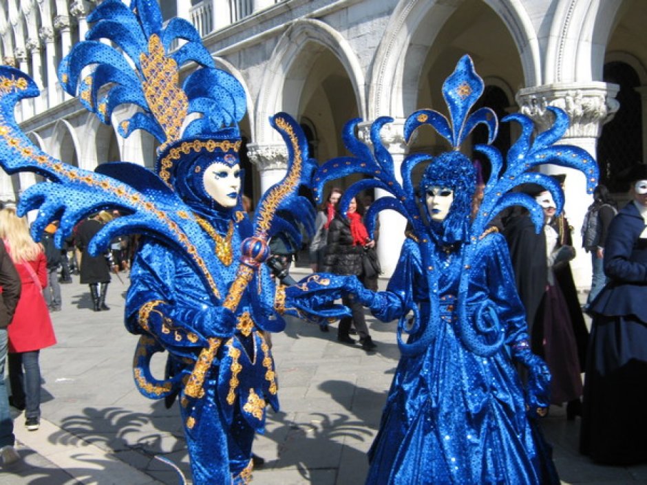 Венецианский и Римский карнавал