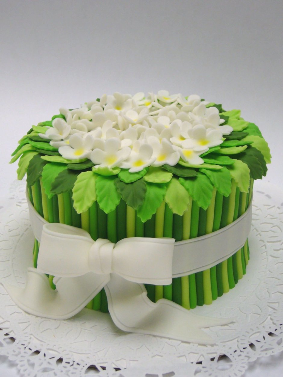 Торт зеленого цвета для женщины