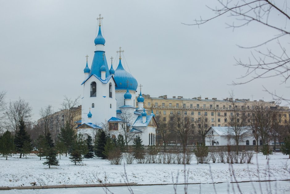 Церковь Рождества Христова на средней рогатке, Санкт-Петербург