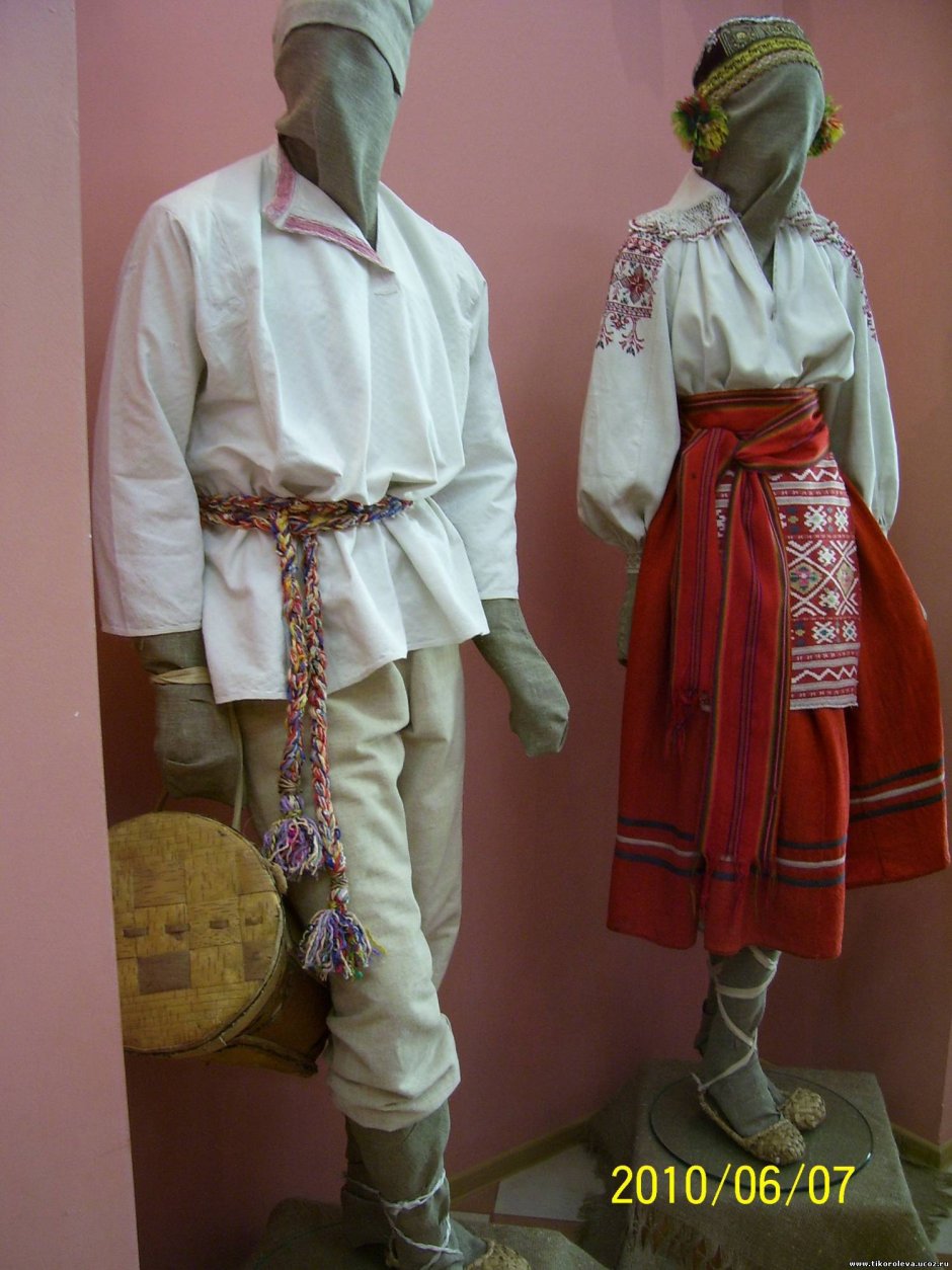 Народные костюмы Брянской области на Брянской губернии