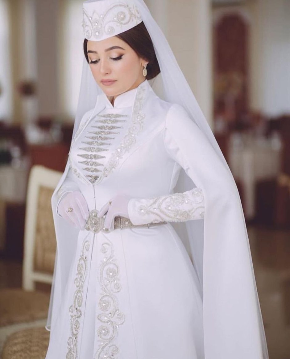 Свадебный наряд чеченцев