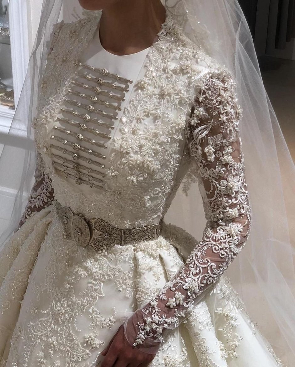 Чеченское национальное свадебное платье