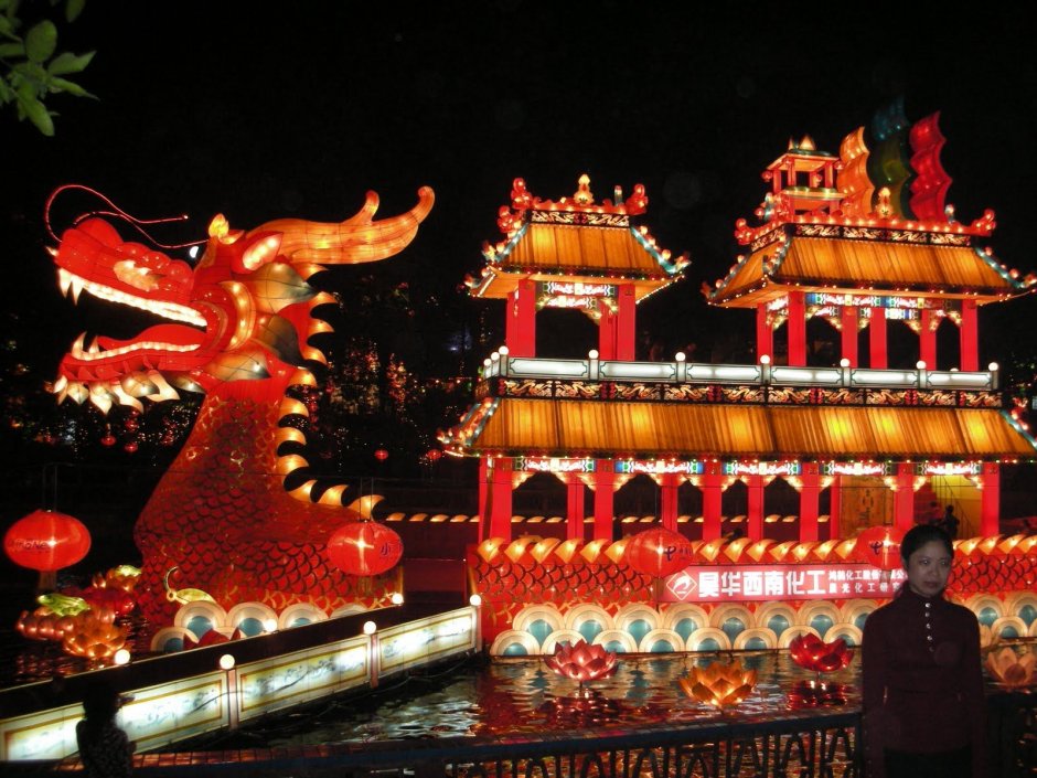 Китайский праздник драконьих лодок