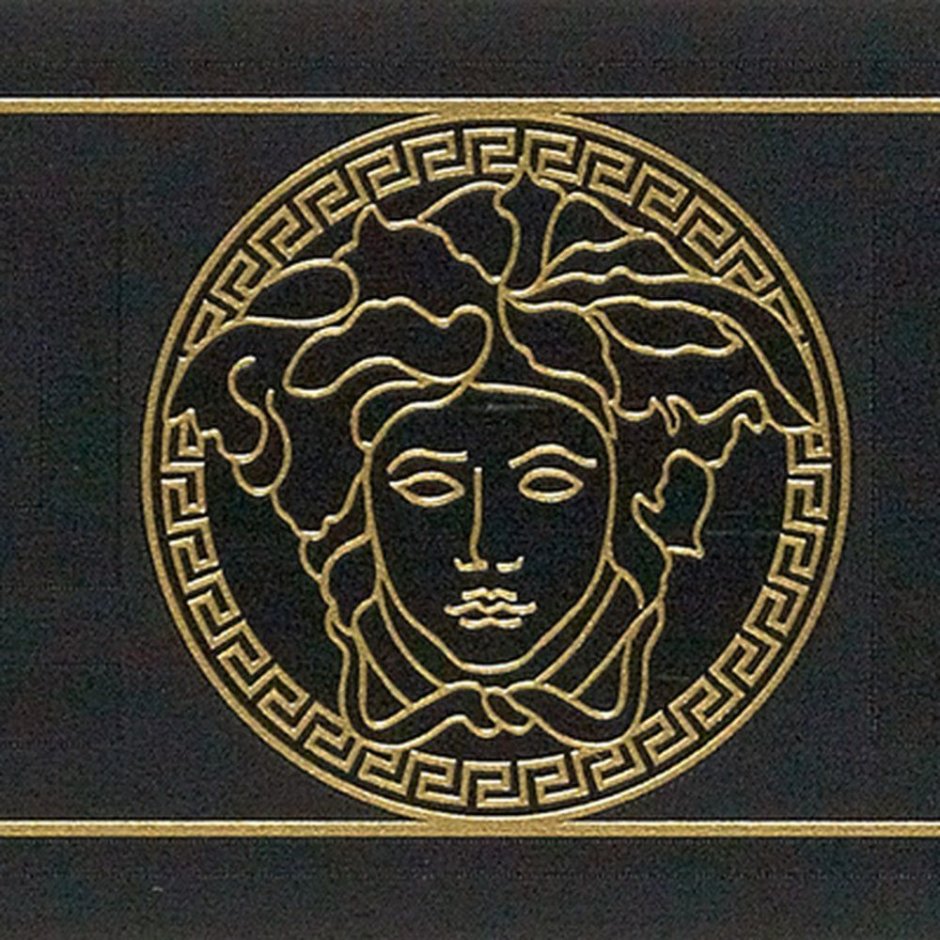 Вышитый логотип Версаче