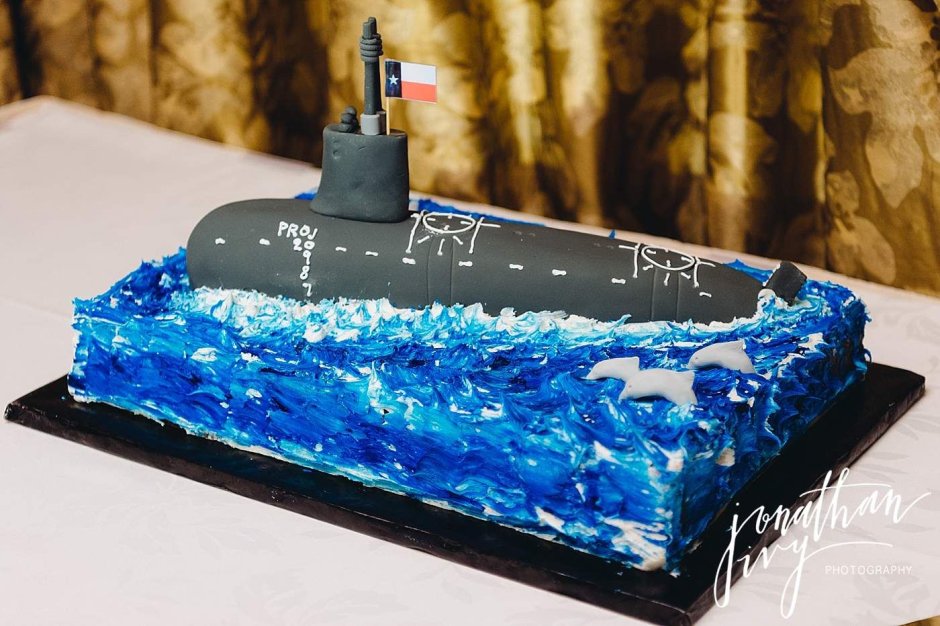 Торо с подводно лодкой