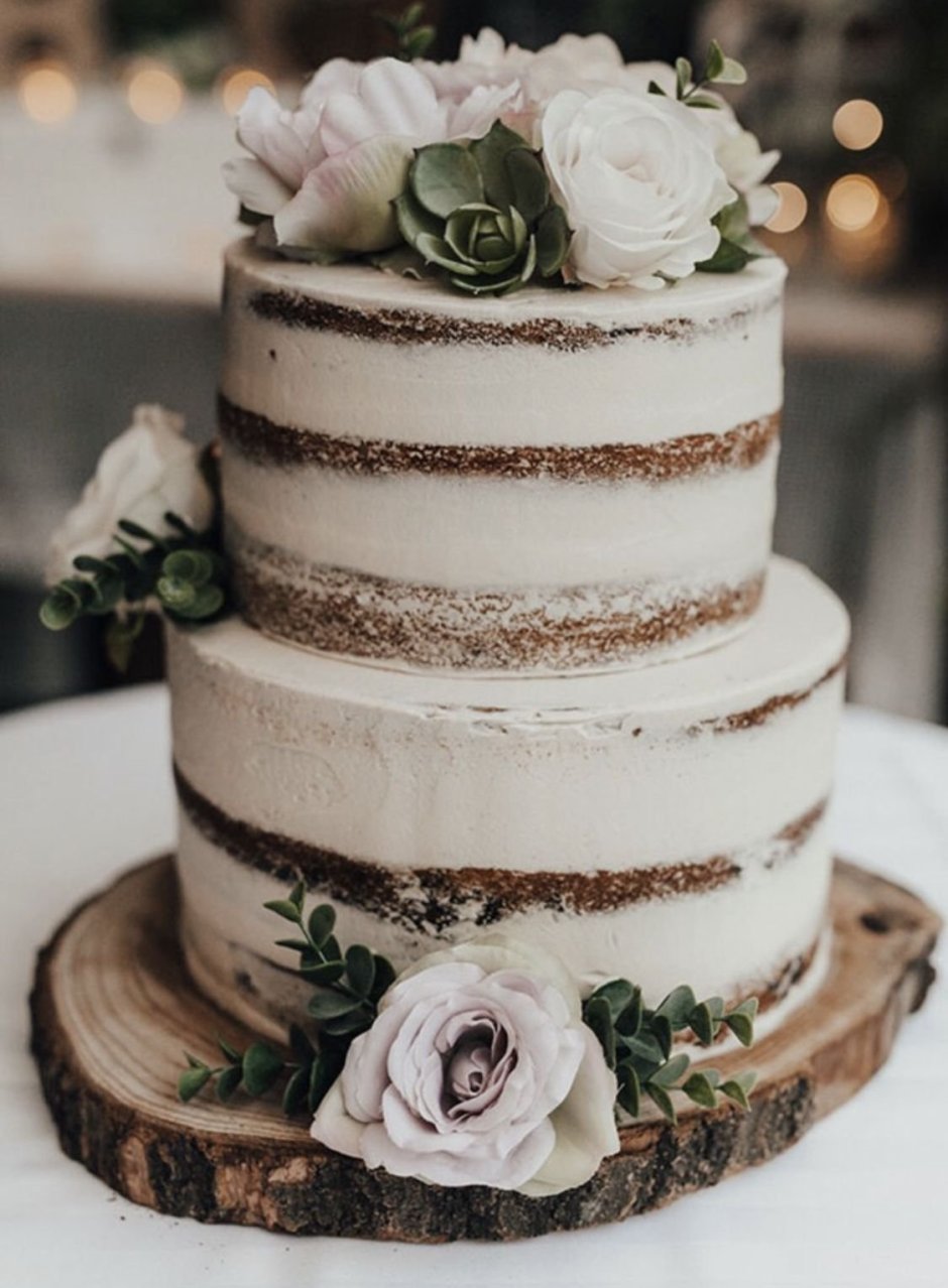 Свадебный торт покрытый велюром