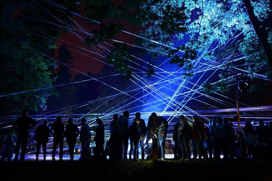 Фестиваль ночь света в Гатчине