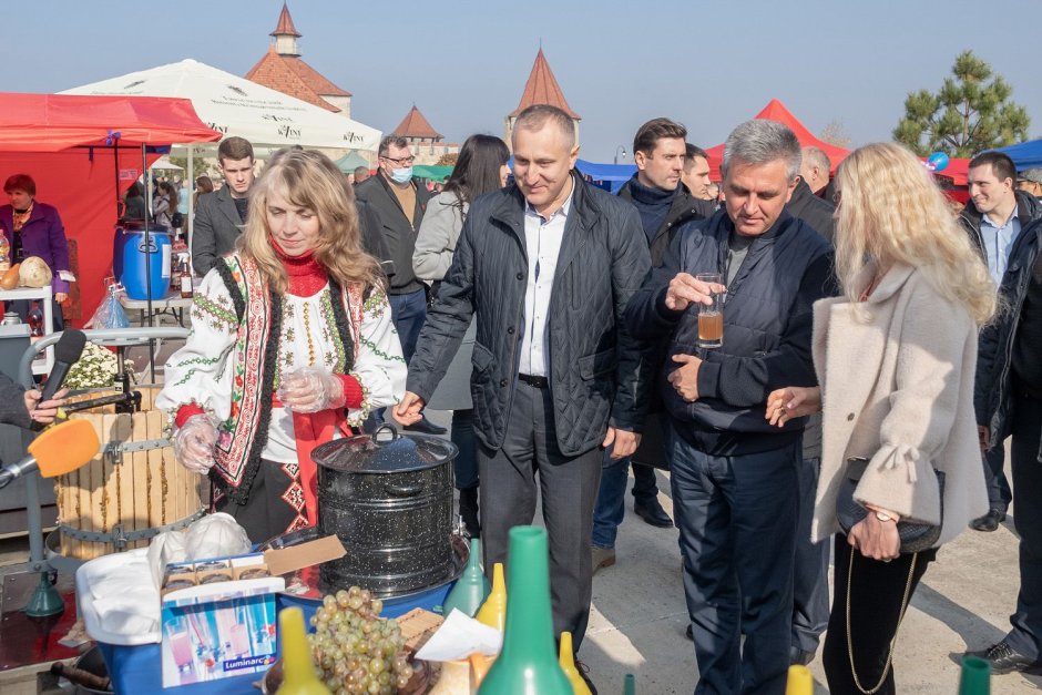 Фестиваль вина в Центральном рынке Москвы 2017
