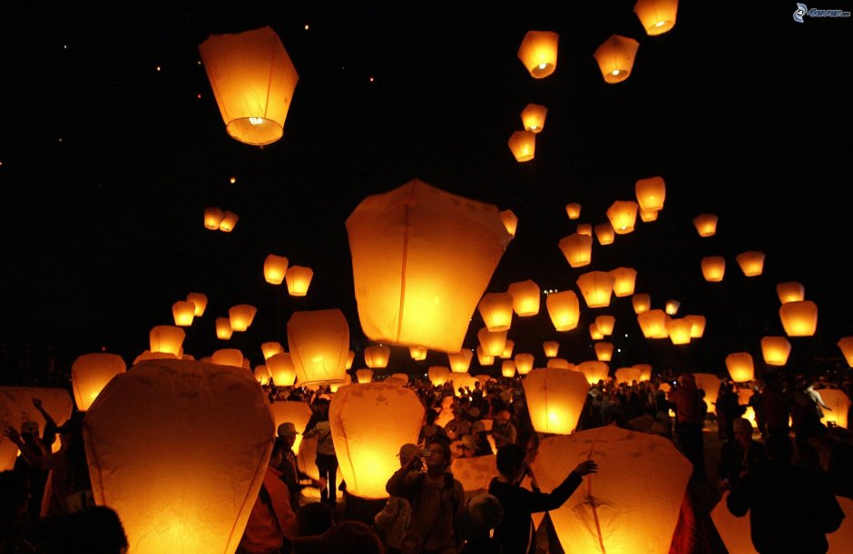 Chinese Lanterns Sky Fire Fly Candle Lamp