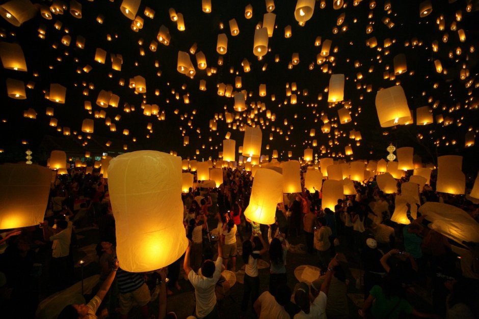 Фестиваль небесных фонариков в Тайланде