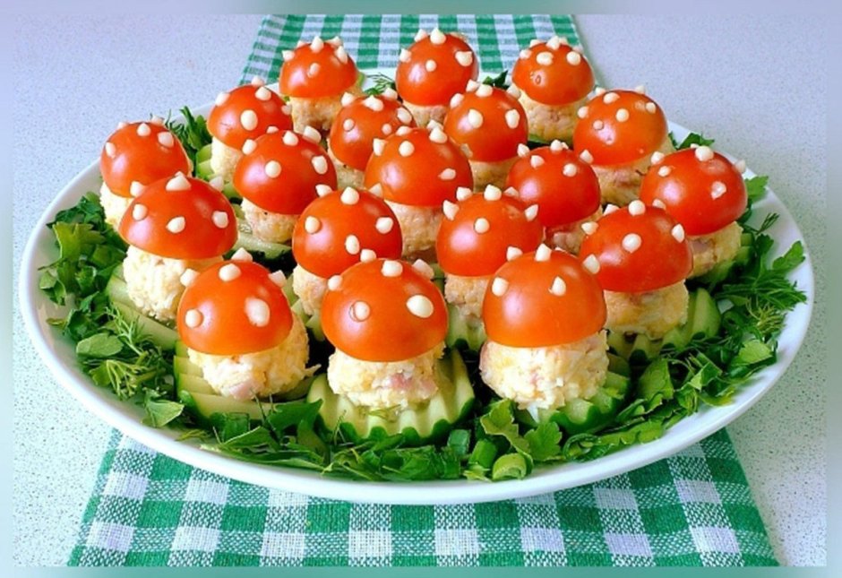 Закуски грибочки с помидорами черри