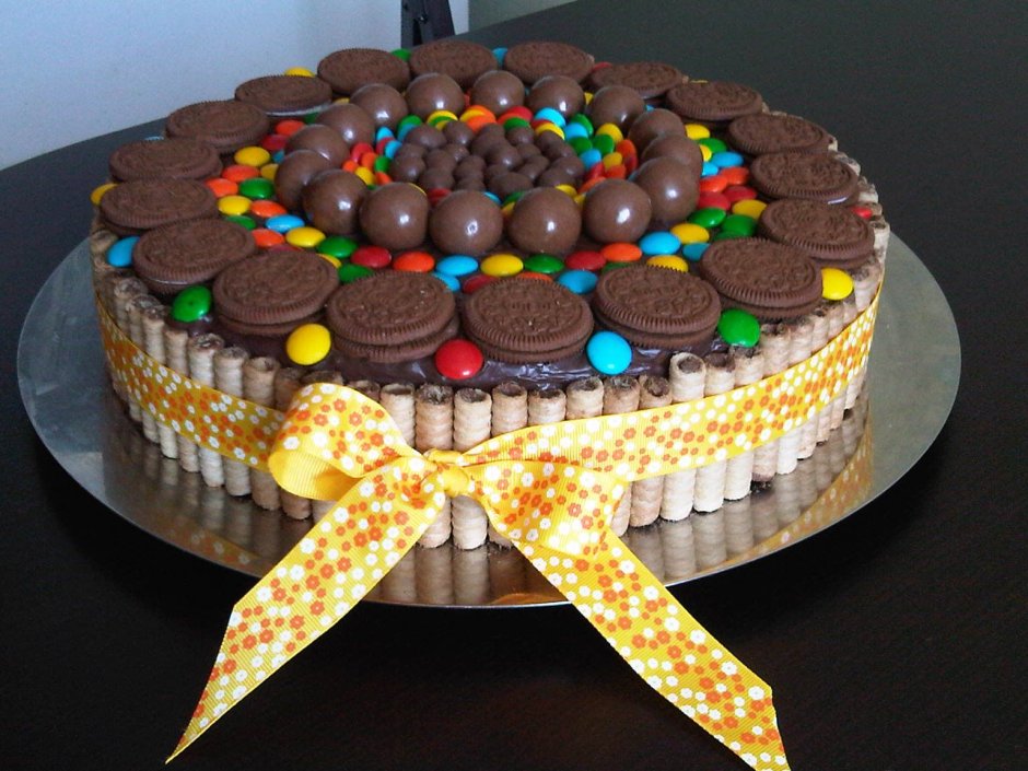 Торт с днем рождения Карина