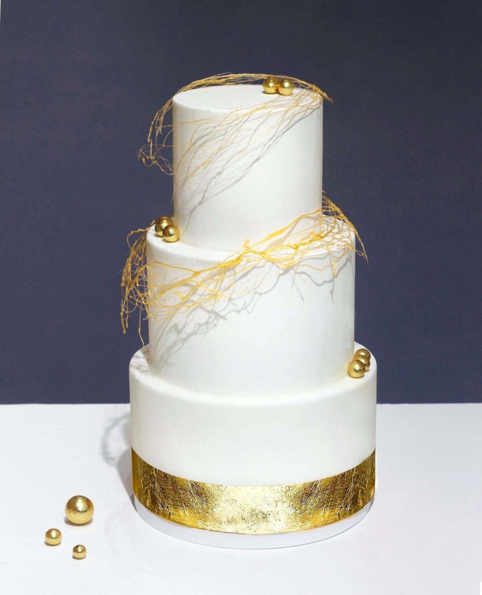 Свадебный торт с золотом