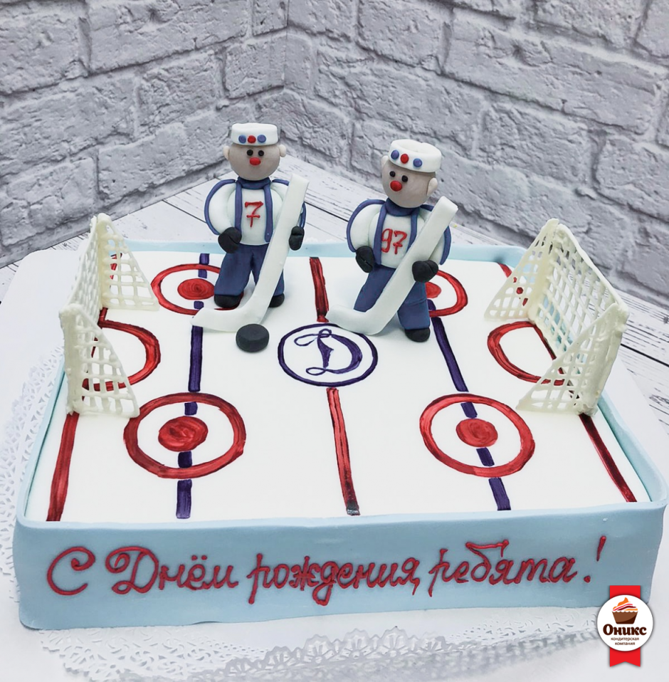 Тортики с хоккейной тематикой