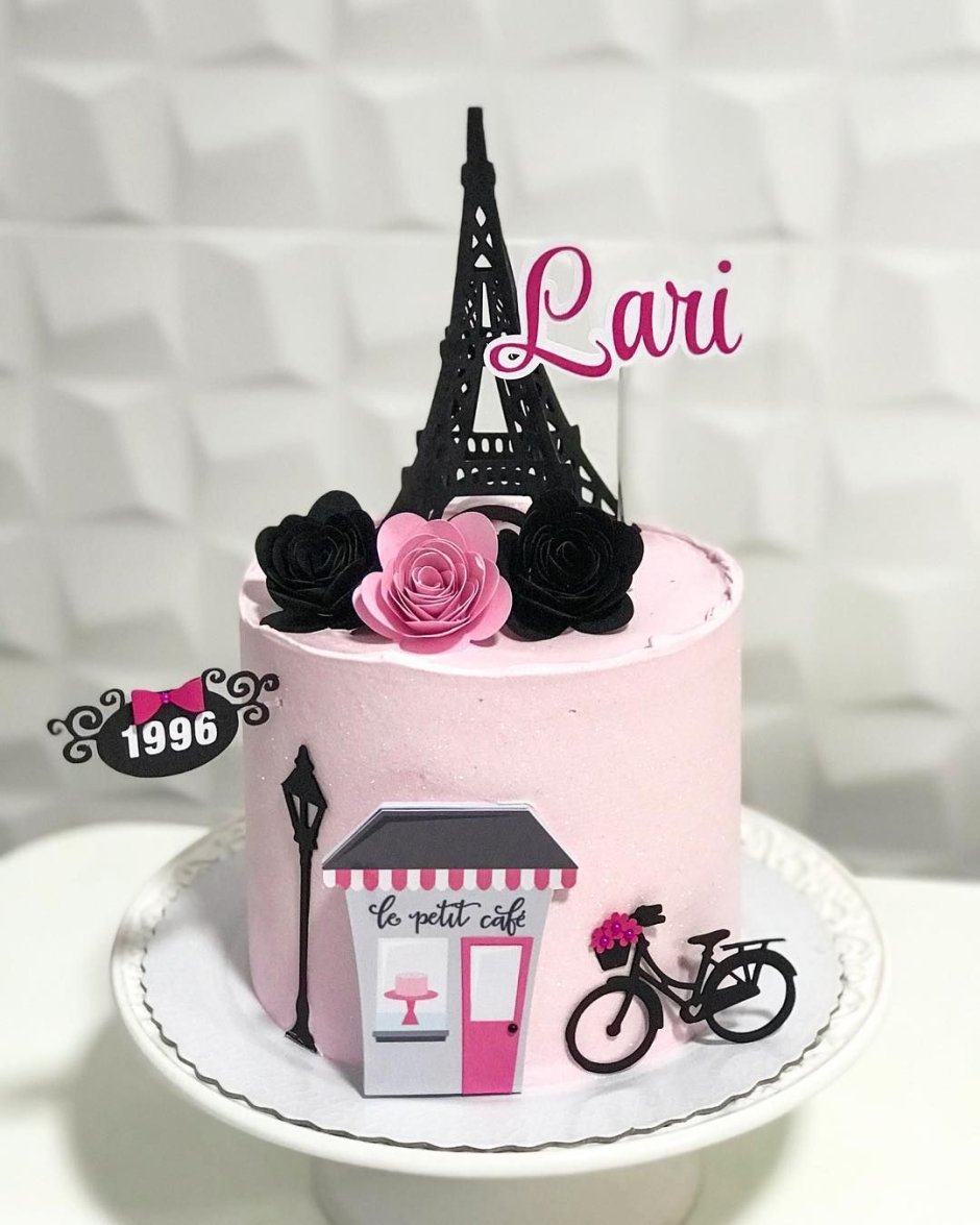 Розовый торт Париж