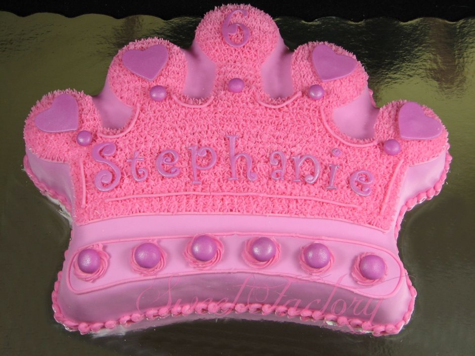 Торт в форме короны для девочки